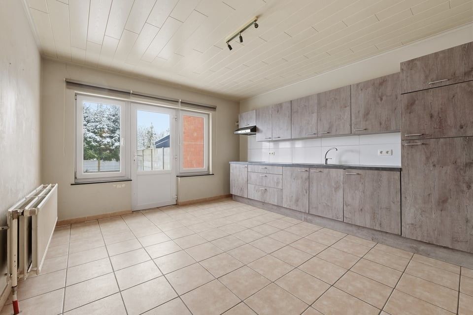 CHARMANTE WONING MET KARAKTER, RUIMTE EN UITZONDERLIJK POTENTIEEL OP RUIM PERCEEL foto 9