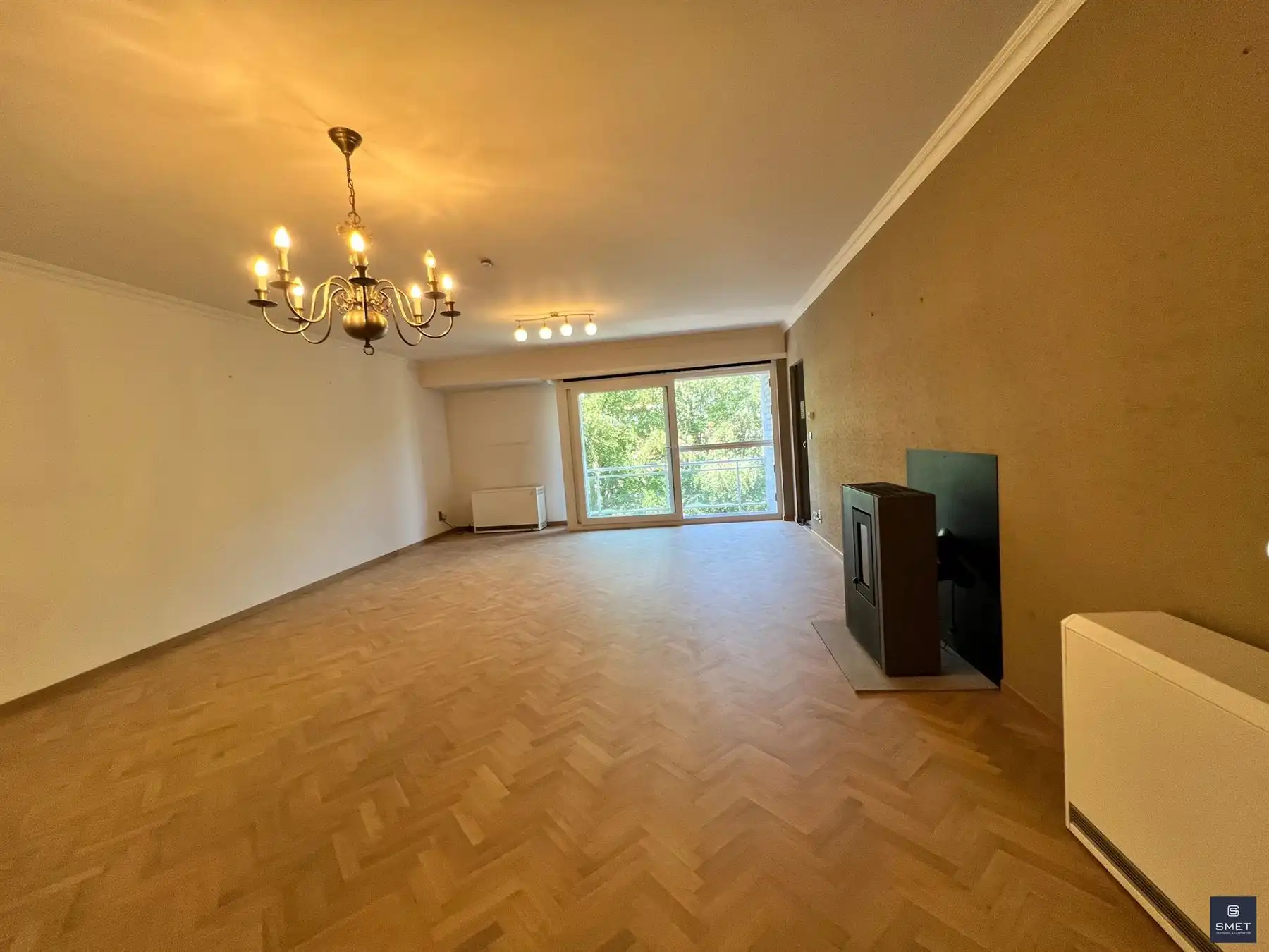 LICHTRIJK GERENOVEERD APPARTEMENT OP TOPLOCATIE foto 8