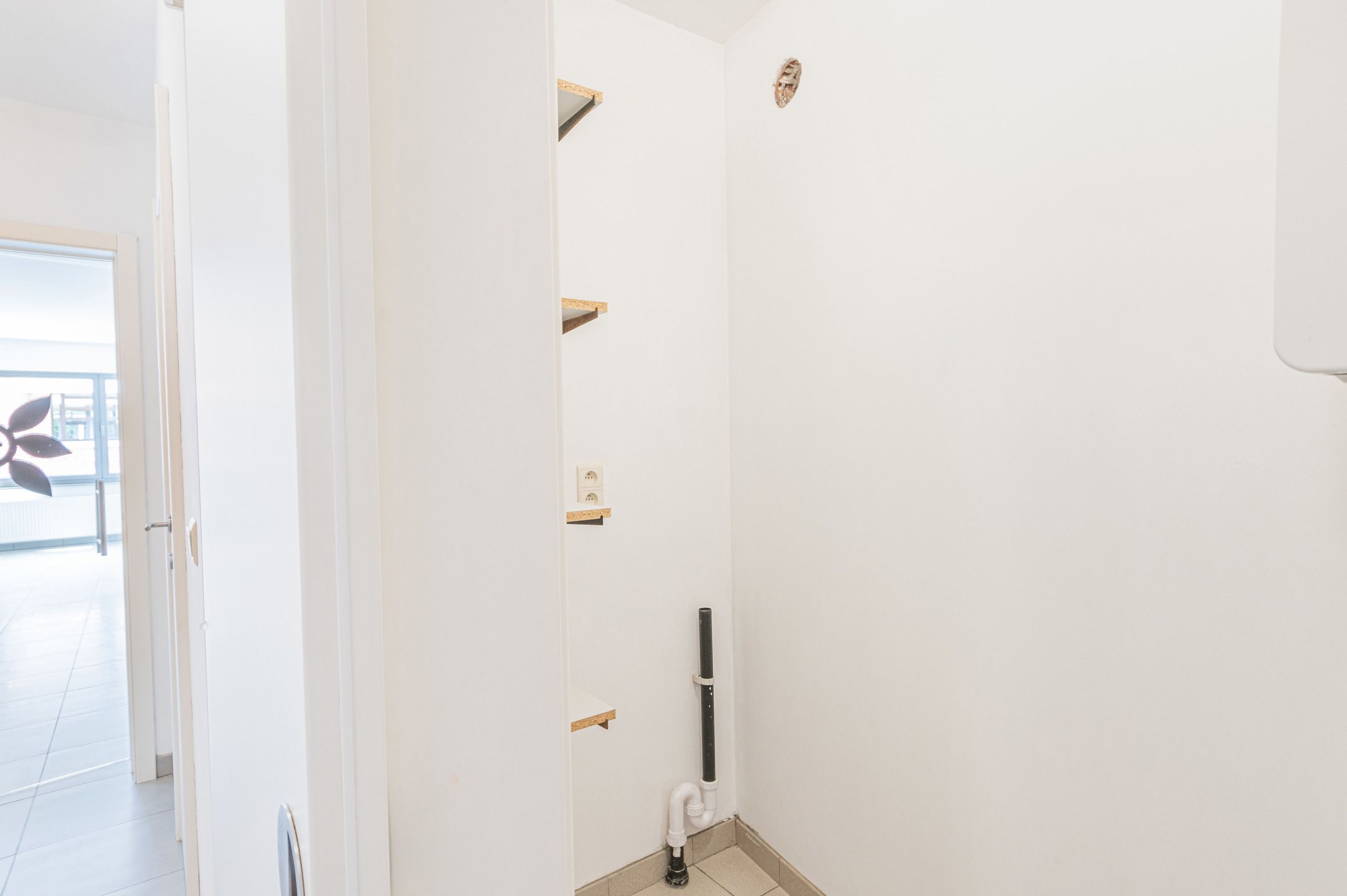 Gelijkvloers appartement met 2 slaapkamers! foto 12