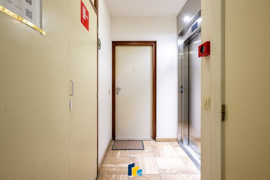 Charmant en ruim appartement met panoramisch zeezicht foto 24