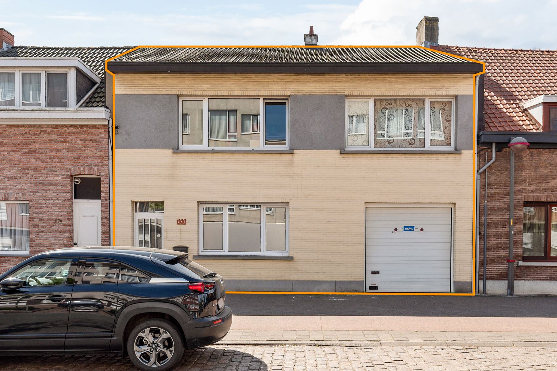 Grote woning met 3 slaapkamers, zuidtuin en garage! foto {{pictureIndex}}