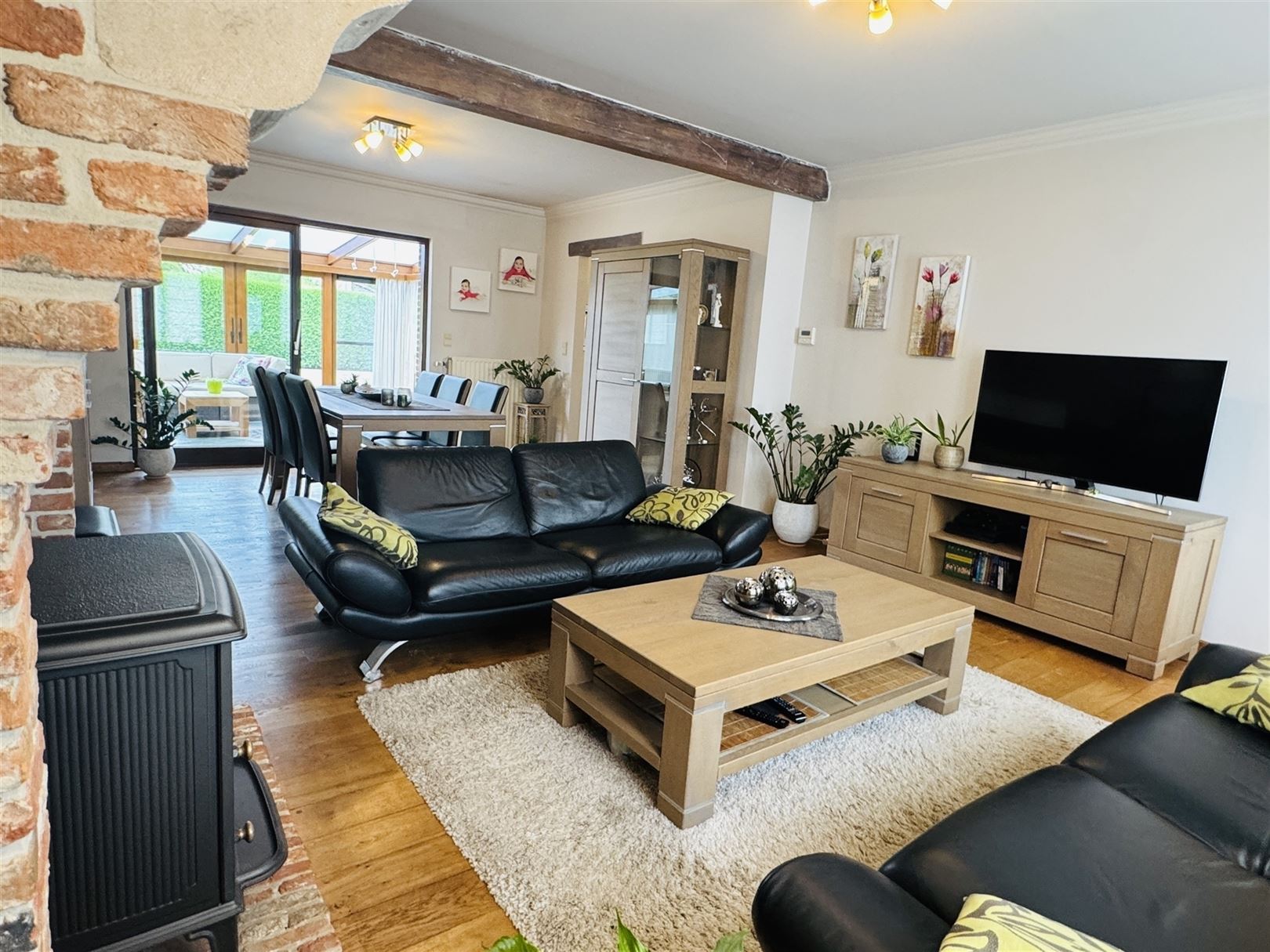 Ruime open bebouwing met grote tuin & bijgebouwen in Stekene foto 7