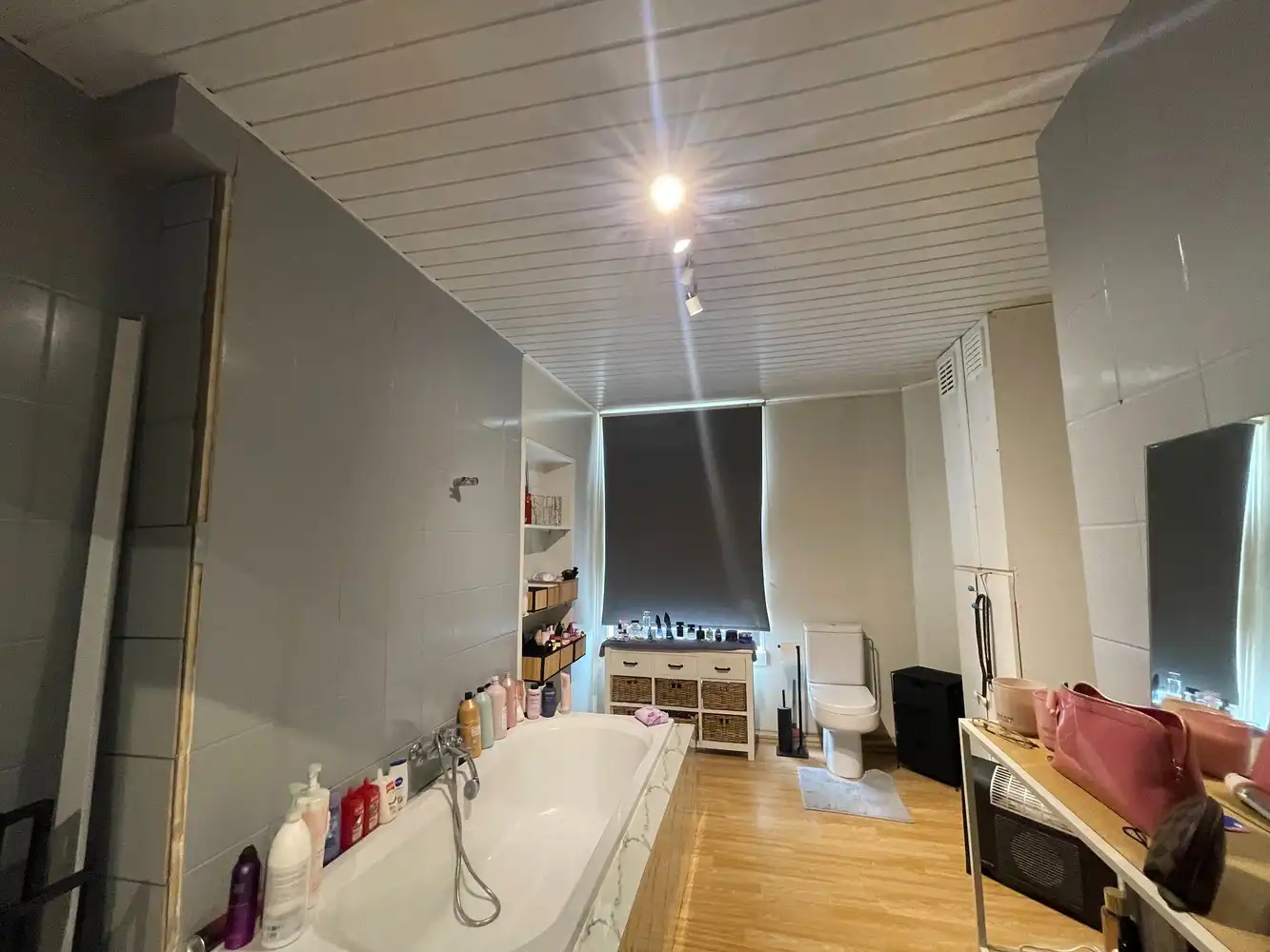 Ruim handelspand met woongelegenheid foto 21