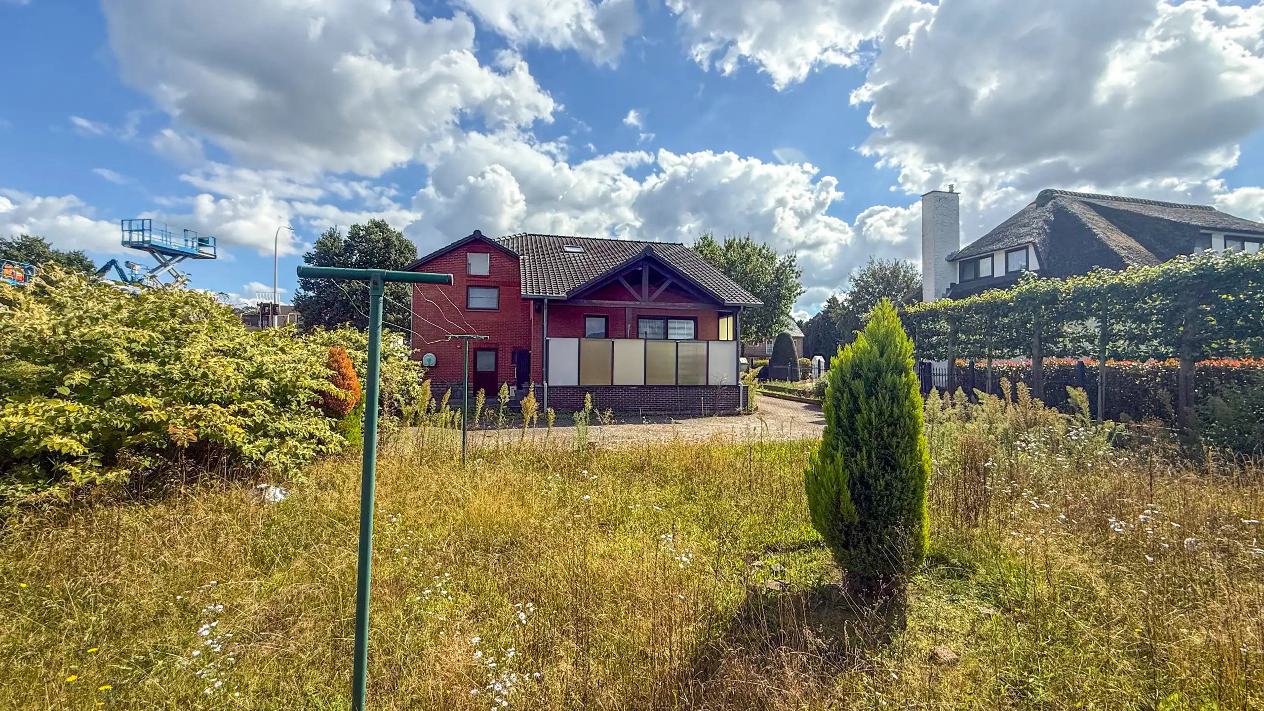 Ruime woning met 4 SLPK op een toplocatie! foto 53