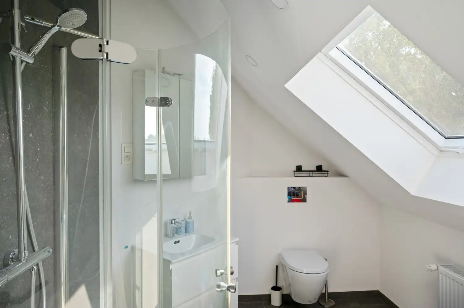 Recente instapklare woning met 4 slpkrs en tuin te Gelrode foto 21