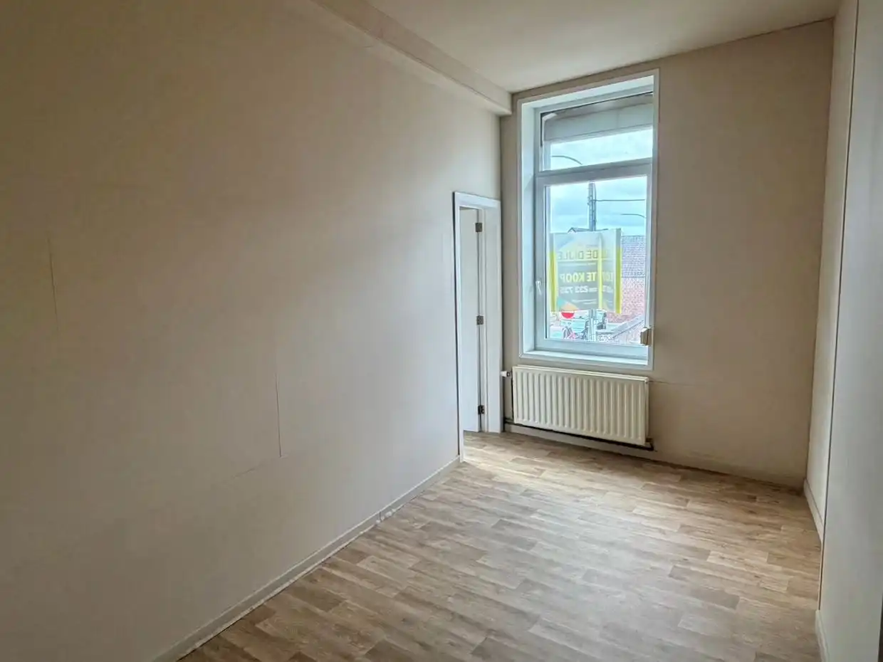 Knusse woning met extra berging en perceel tuinzone - conformiteitsattest foto 6