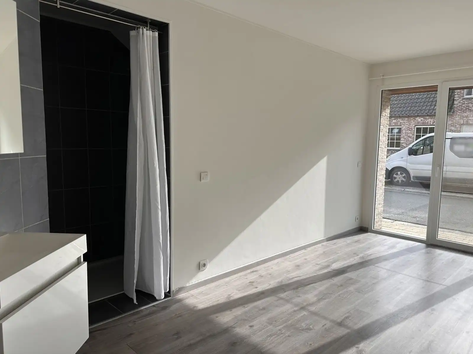 Woning met 4 slaapkamers in rustige wijk foto 9