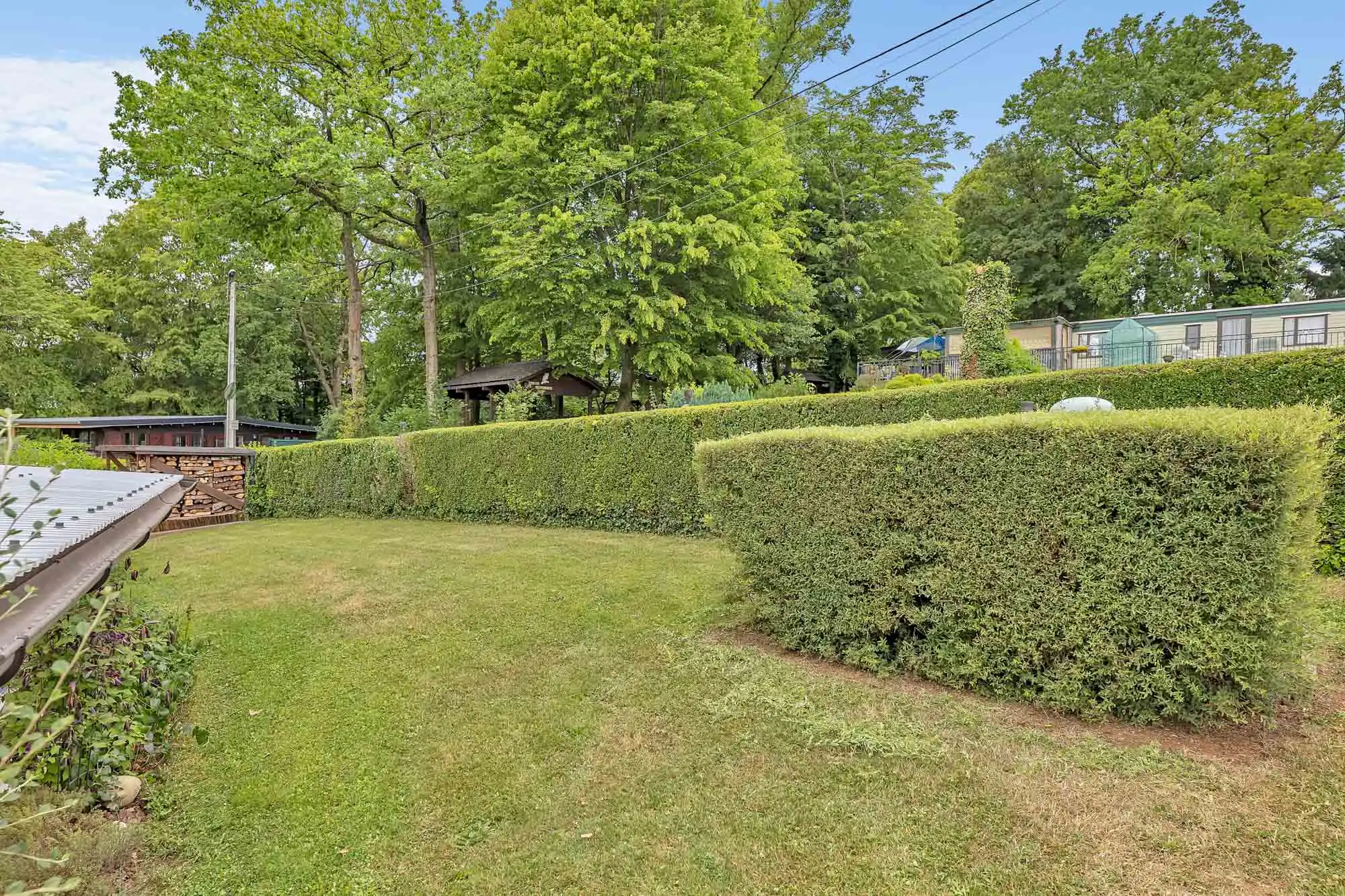Instapklare bungalow te koop met grote tuin foto 16