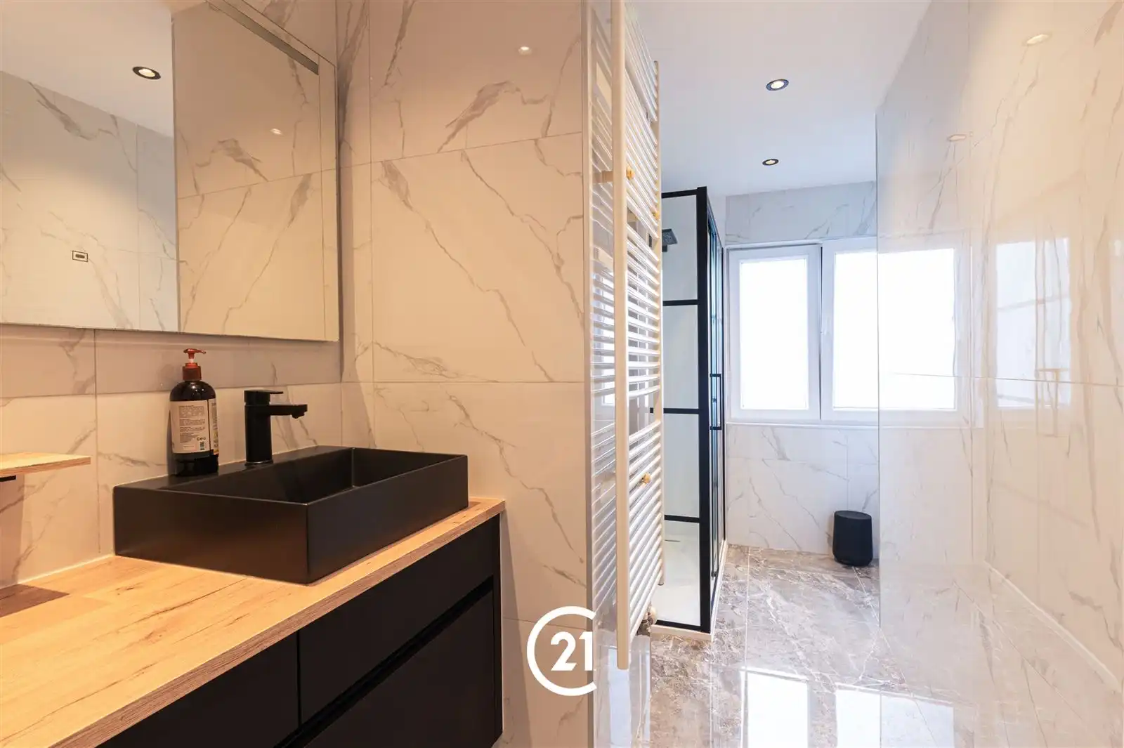 Luxueus afgewerkte villa met 5 slaapkamers in Leerne! foto 20