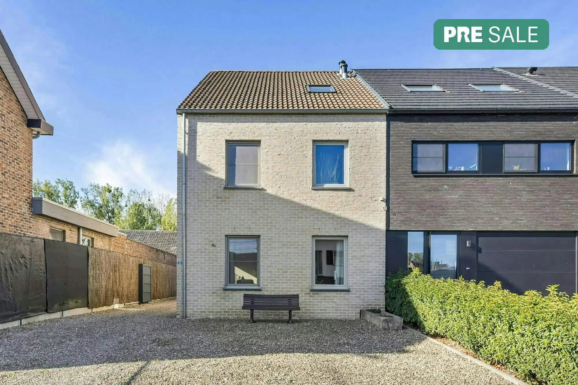 Rustig gelegen energiezuinige woning met ruime tuin foto {{pictureIndex}}