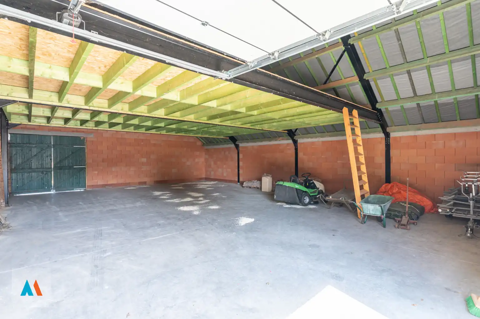Langgevelhoeve met bijgebouwen in Loenhout foto 20
