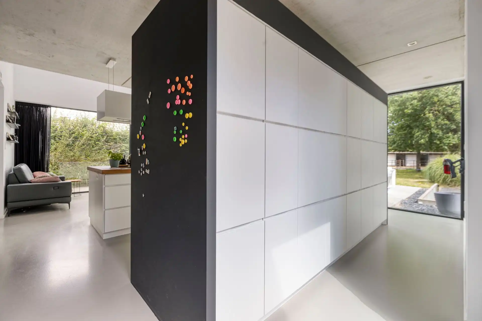 Exclusief wonen waar architectuur, ruimte en levenslang comfort samenkomen. foto 30