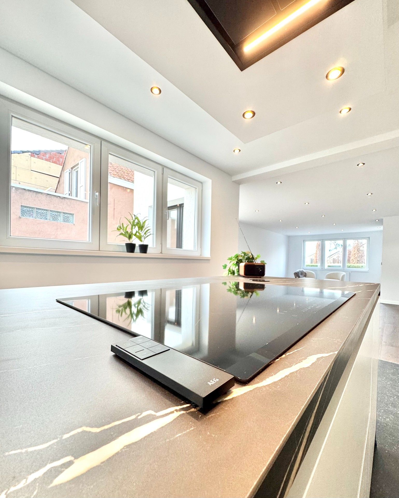 GERENOVEERDE WONING MET TUIN & GARAGE - 444 M² foto 15