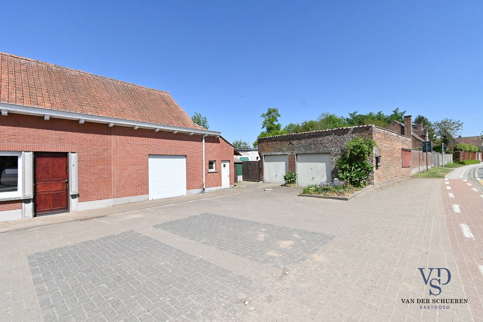 Landelijke woning - voormalig café. foto 2