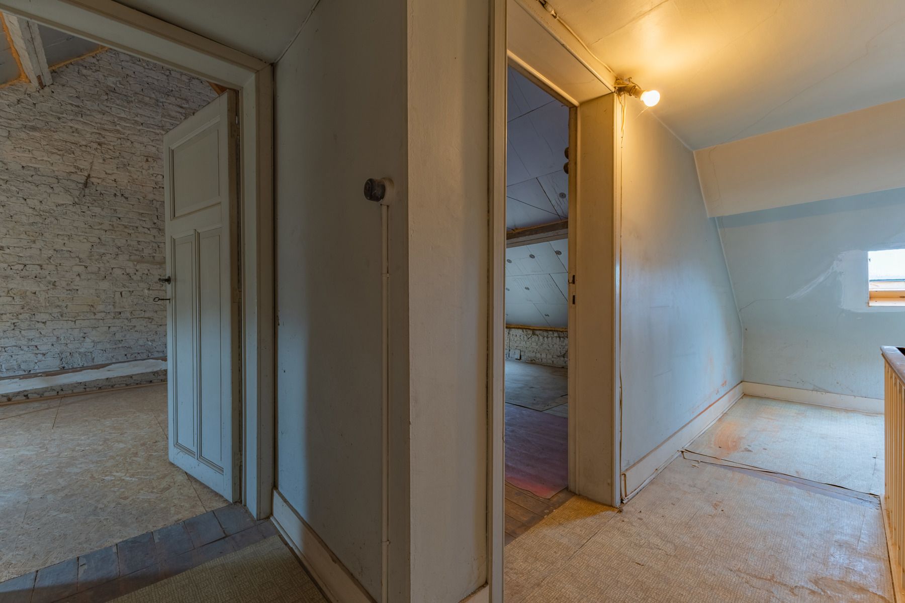 Gunstig gelegen woning met 6 slaapkamers, tuin en garage foto 23