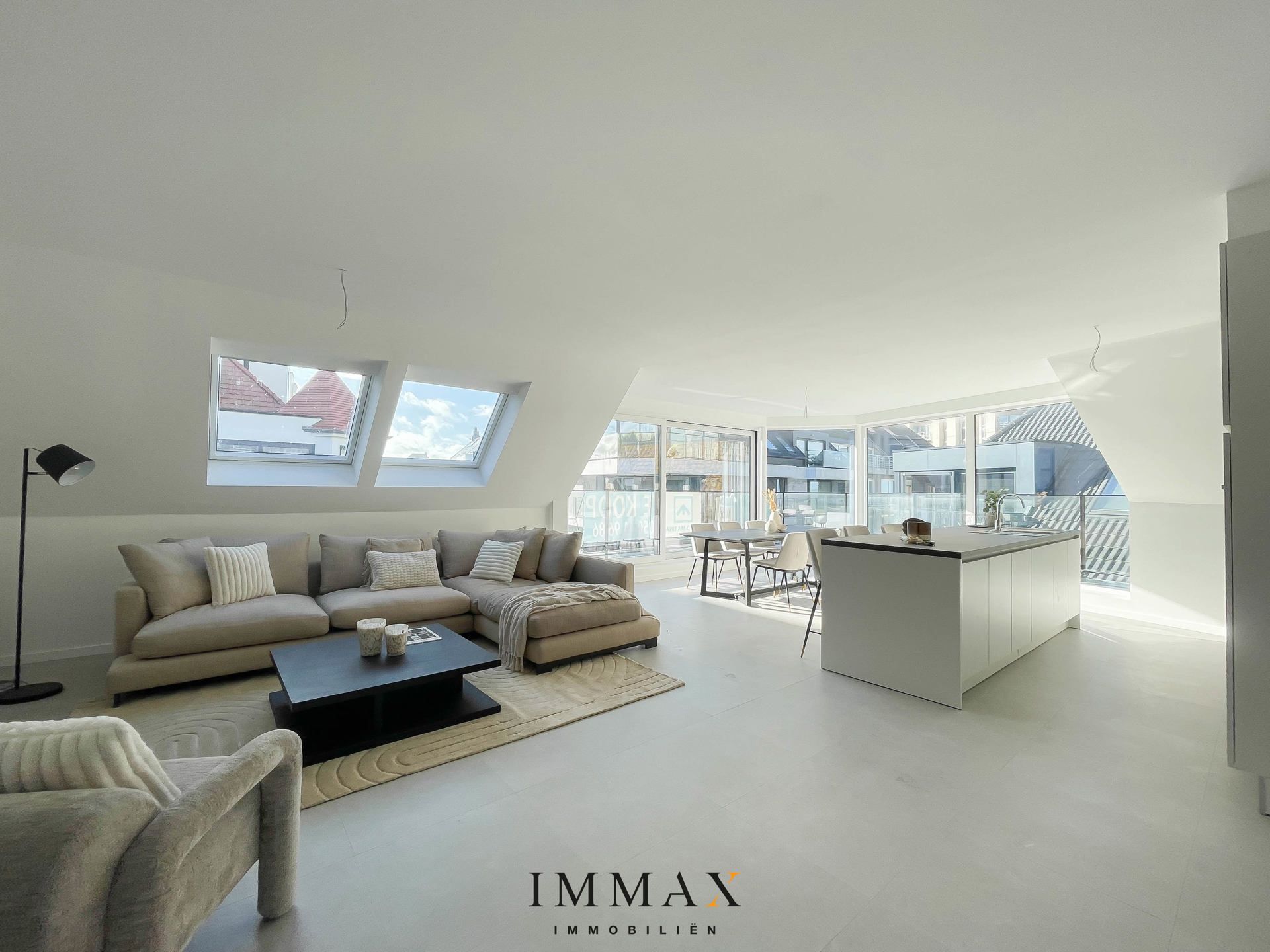 Stijlvol duplex appartement met zicht op zee foto 1