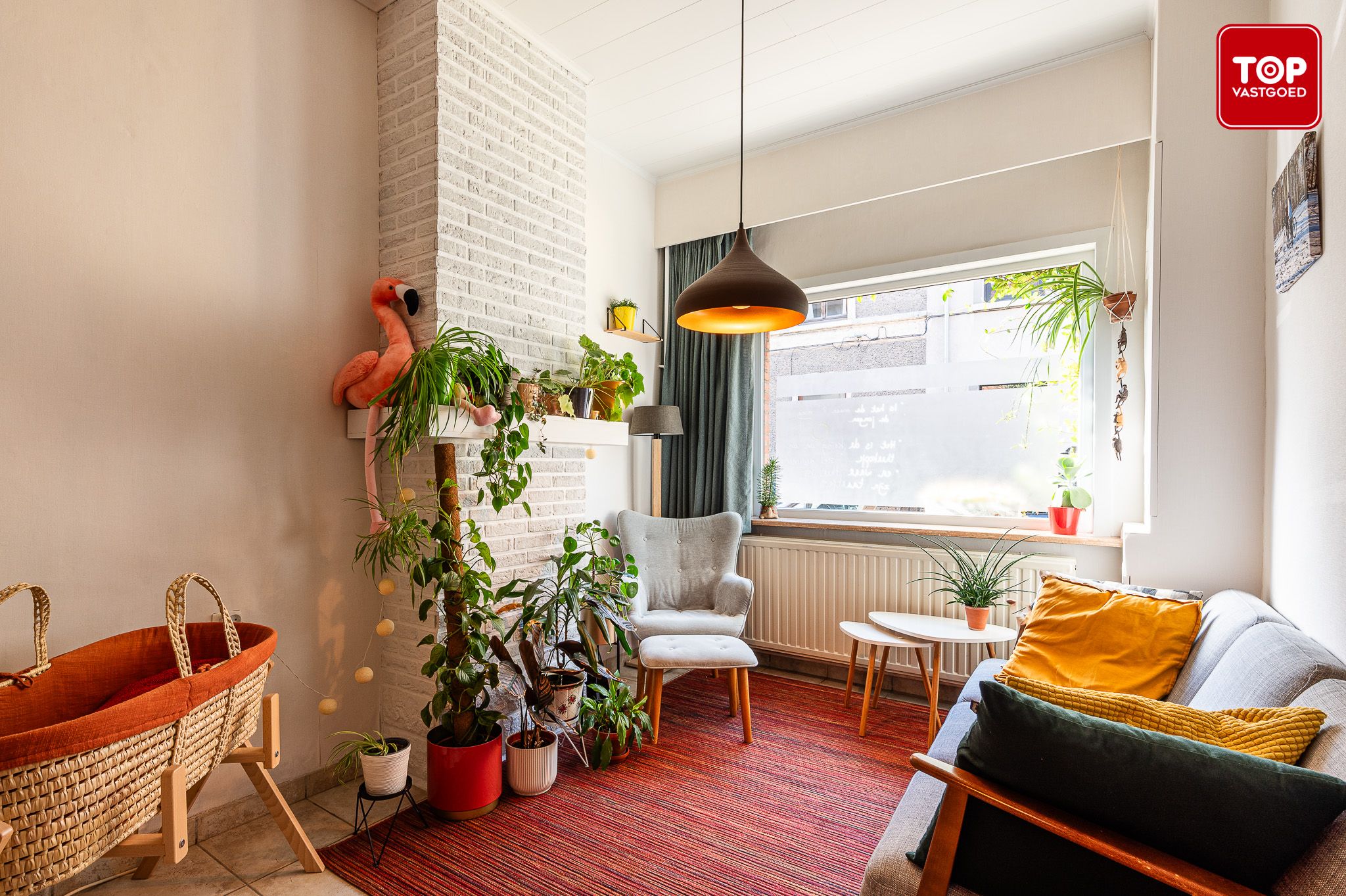  Instapklare woning met 3 slaapkamers en leuk tuintje te Gentbrugge. foto 3