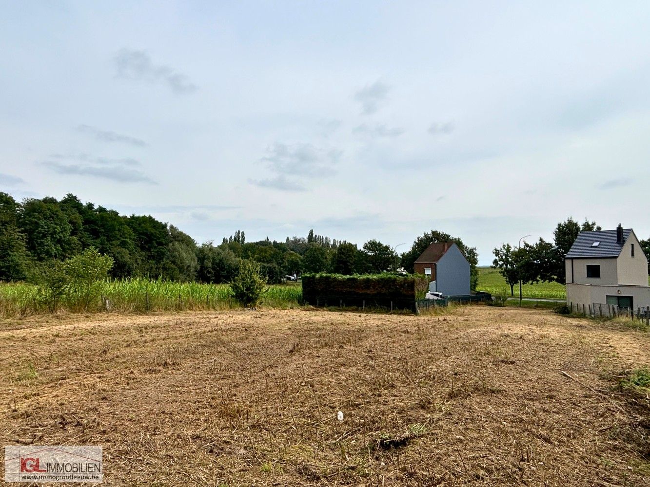 Bouwgrond op 20 are voor een 4-gevel met atelier foto 4