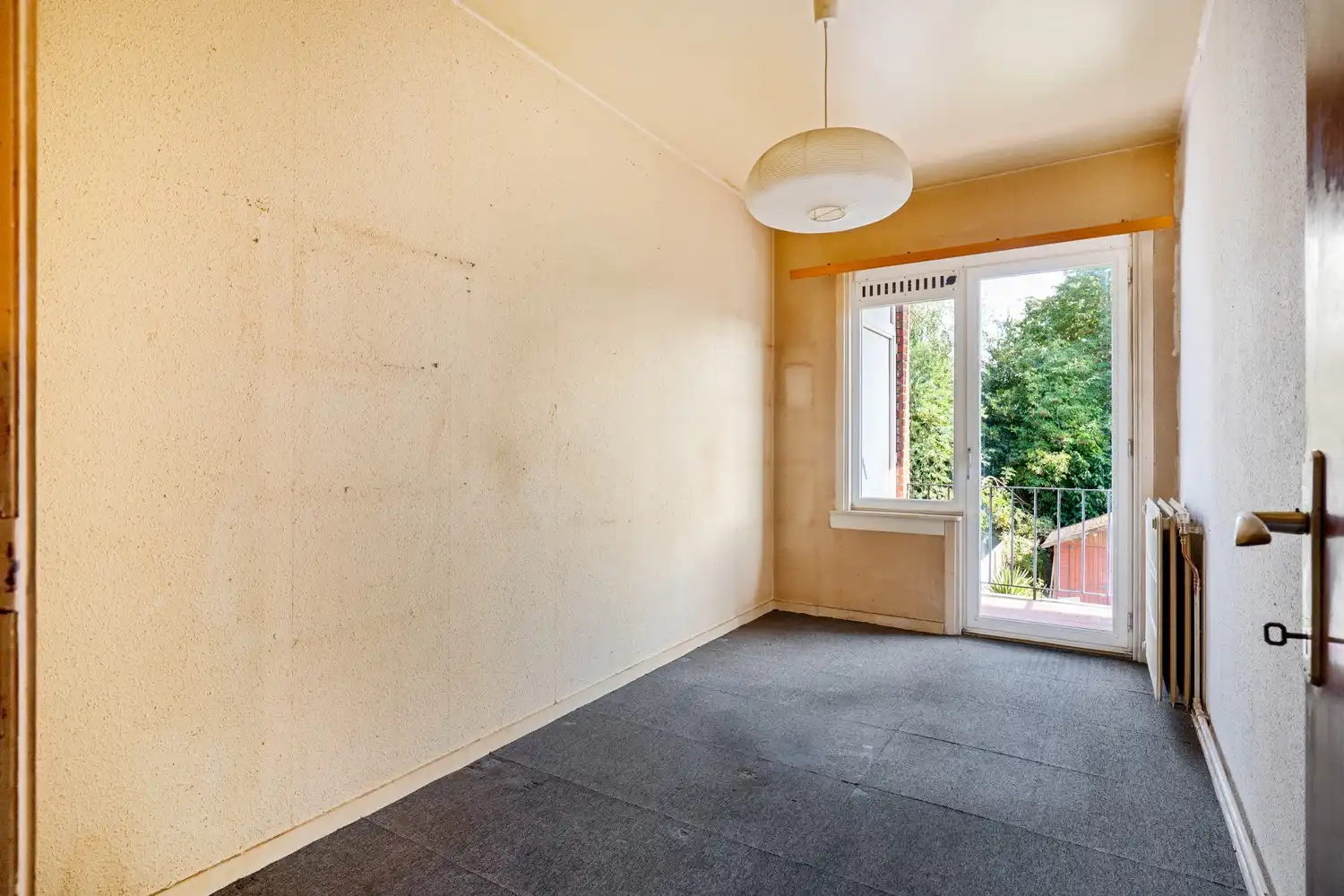 Te renoveren 2 slaapkamer appartement te Deurne foto 12
