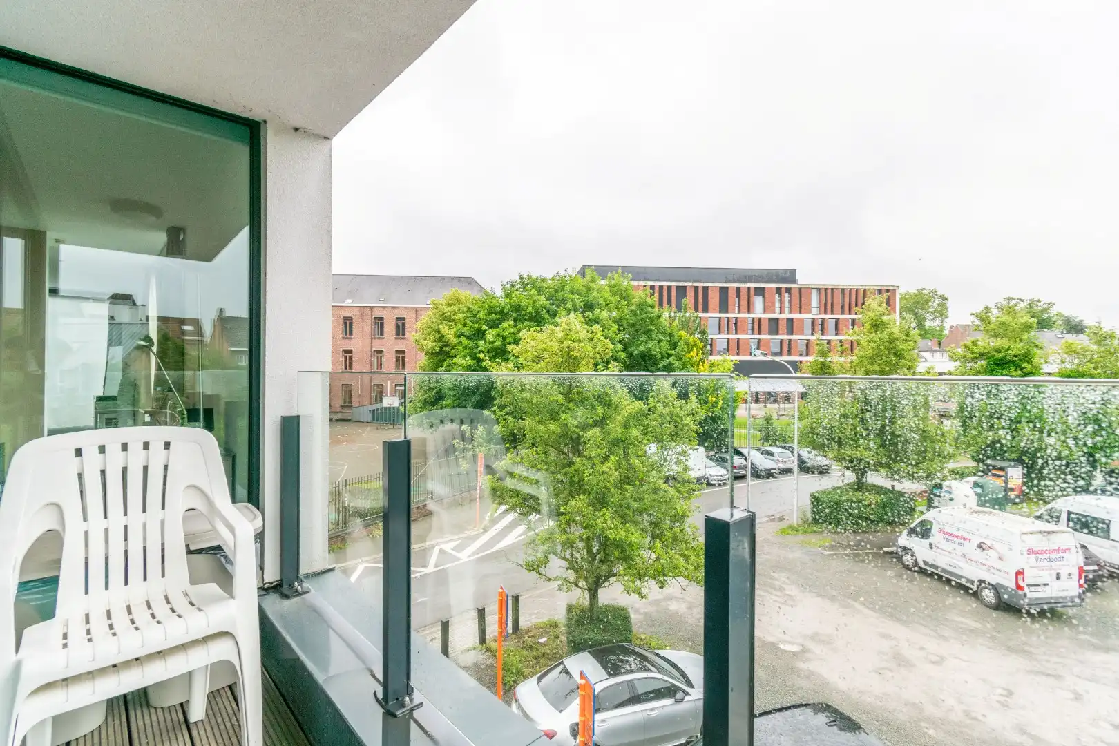 Een aangenaam, recent appartement te Halle! foto 15