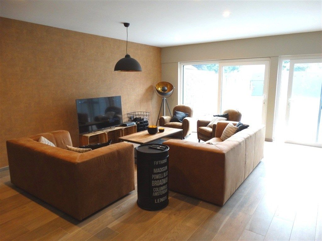  2 slpk appartement met groot terras, tuin, garage en staanplaats foto 5