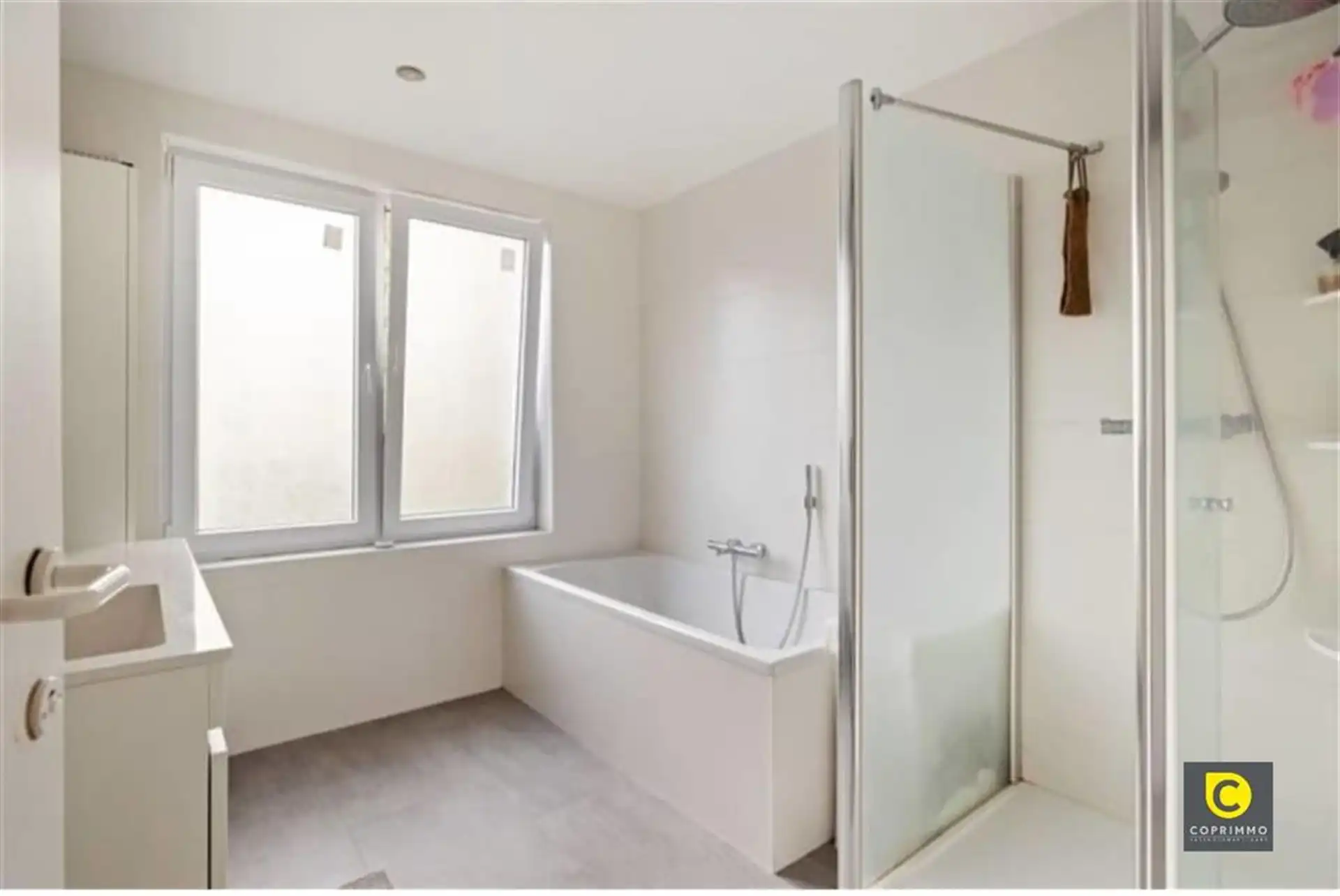 Woning:4 a 5 slk. op Z perceel foto 31