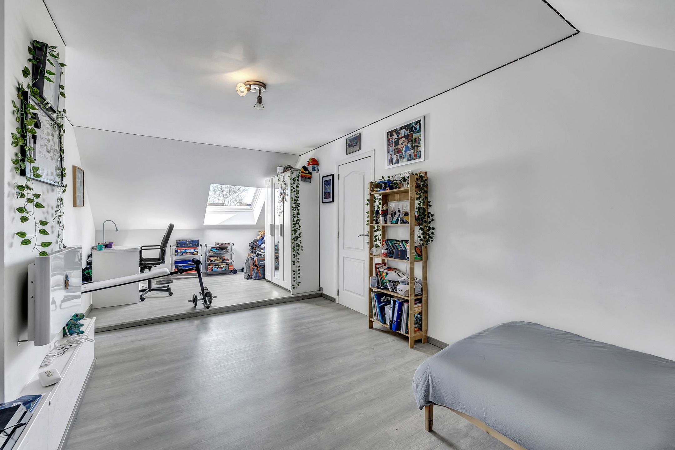 Ruime landelijke villa met 7 slaapkamers en prachtig tuin foto 17
