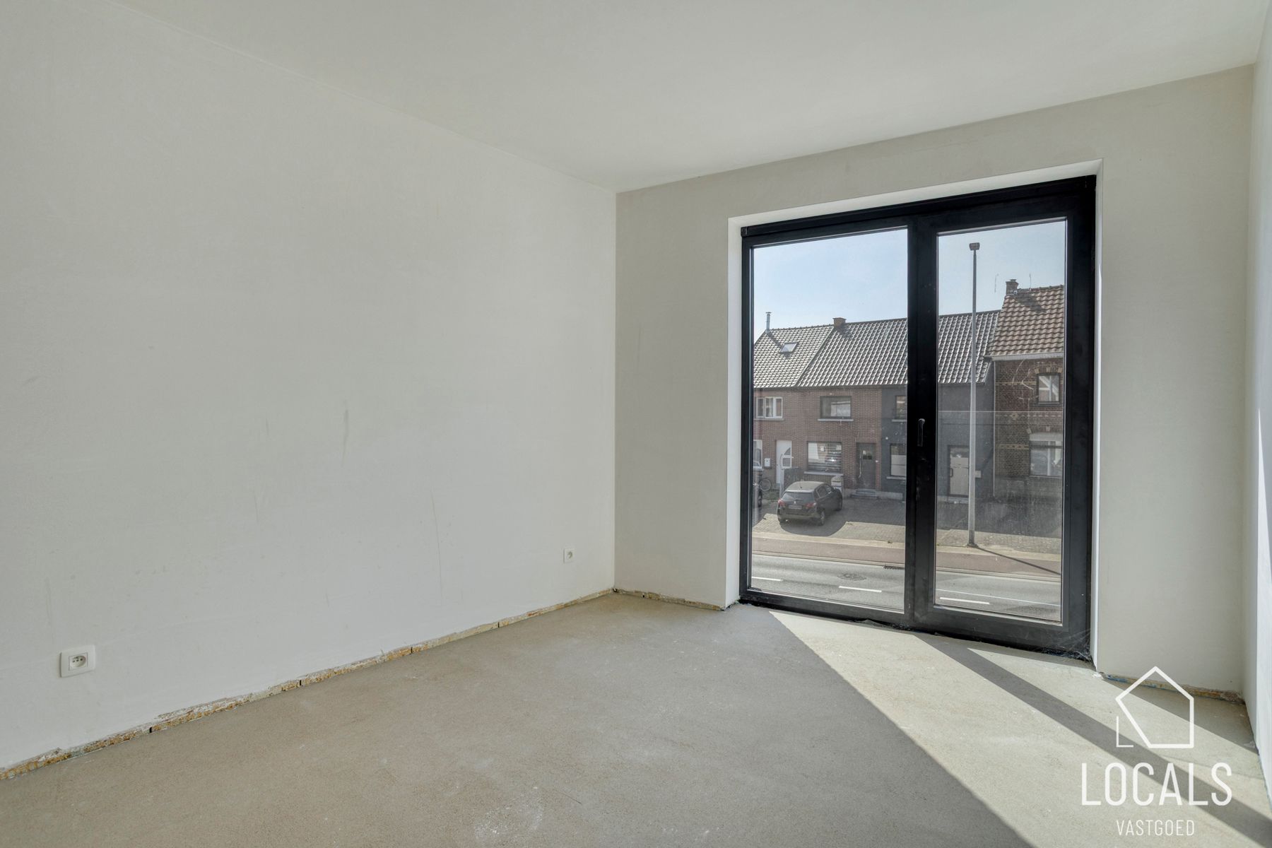 Ruime triplex-woning met 4 slaapkamers en 2 badkamers foto 16