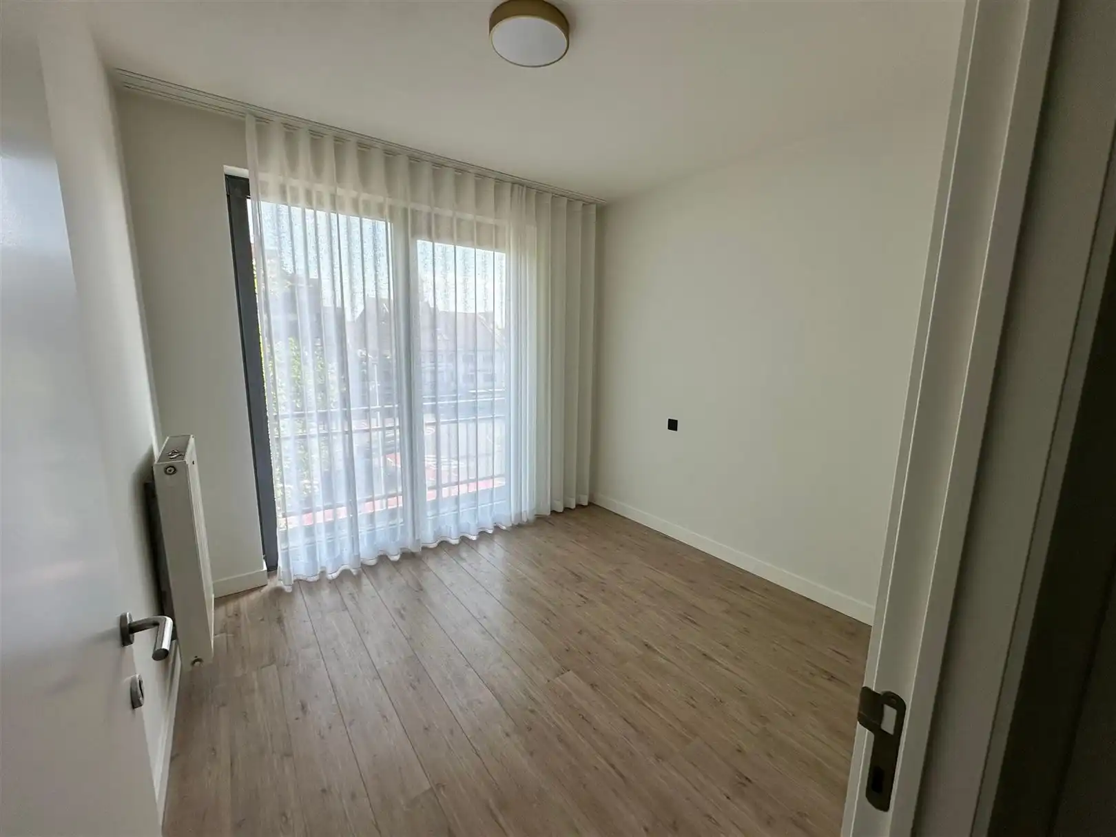TE HUUR: Duplex-appartement met 2 slaapkamers te Genk! foto 7