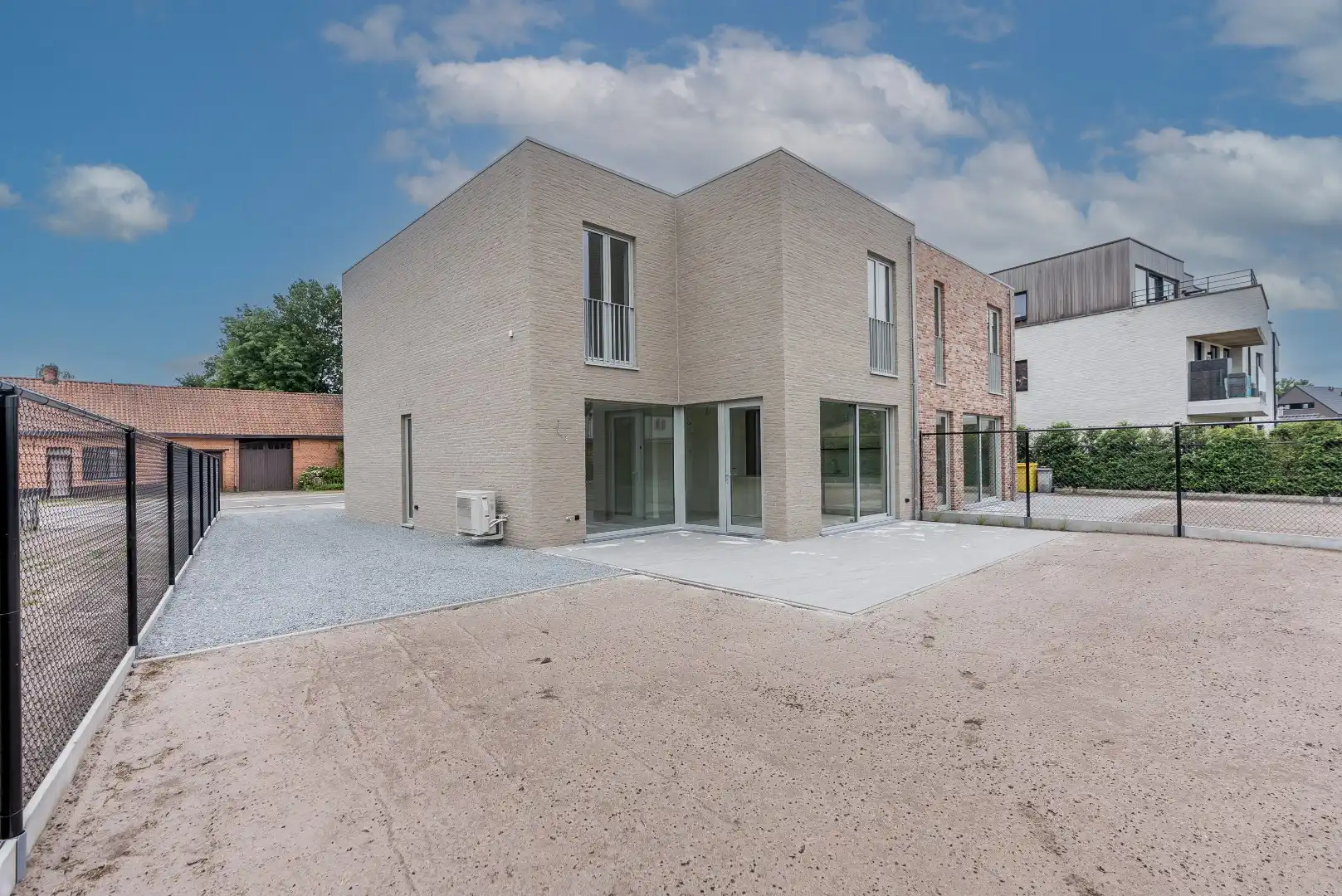 Gunstig gelegen nieuwbouwwoning vlakbij het centrum van Mol-Sluis foto 23