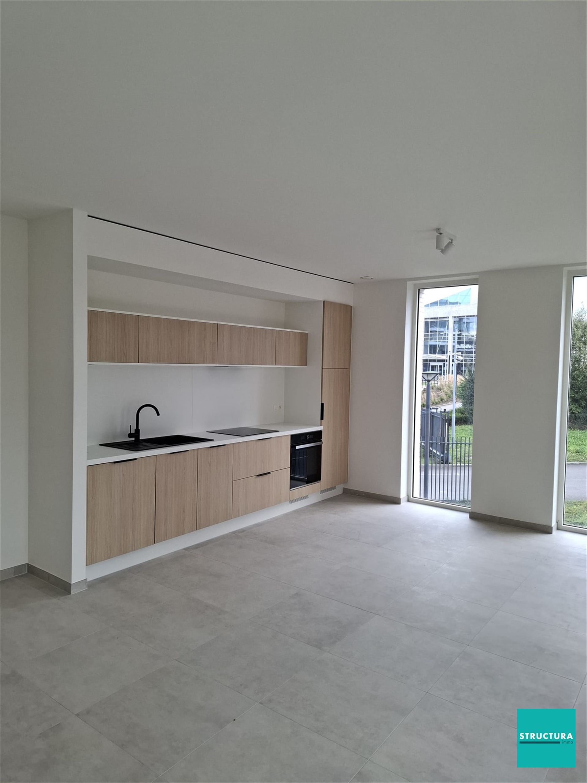 Nieuwbouwappartement met 2 slaapkamers en terras foto 2