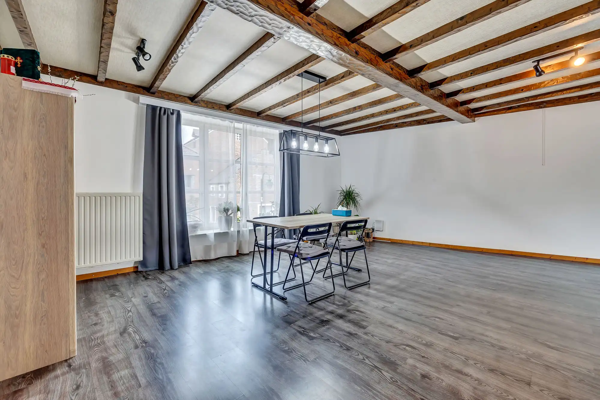 Duplex met 3 slaapkamers en 2 staanplaatsen te Roosdaal. foto 5