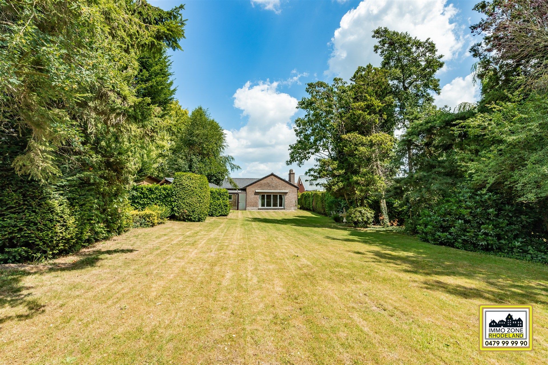 Riante bungalow met 4 slpks, dubbele garage en zonnige tuin foto 31