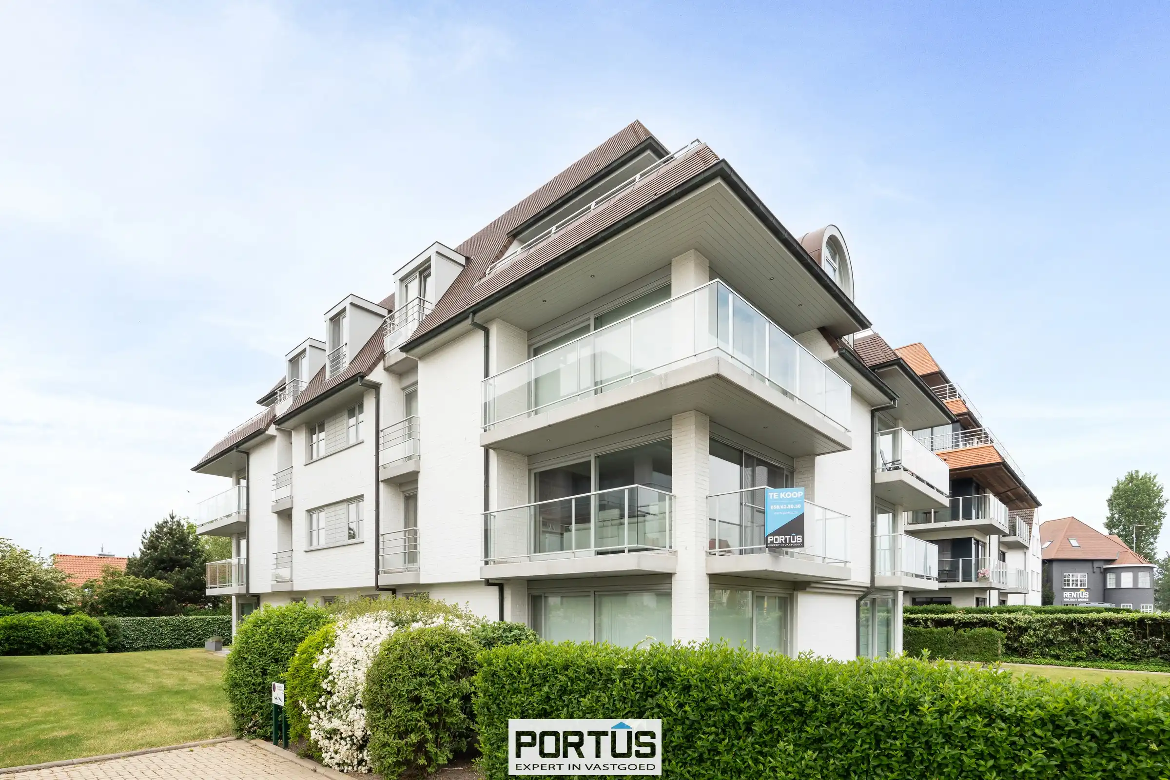 Ruim zonnig hoekappartement te koop te Nieuwpoort foto 20