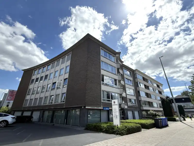 Lichtrijk dakappartement met ruim dakterras tussen Sint-Pietersstation en UZ Gent foto 15