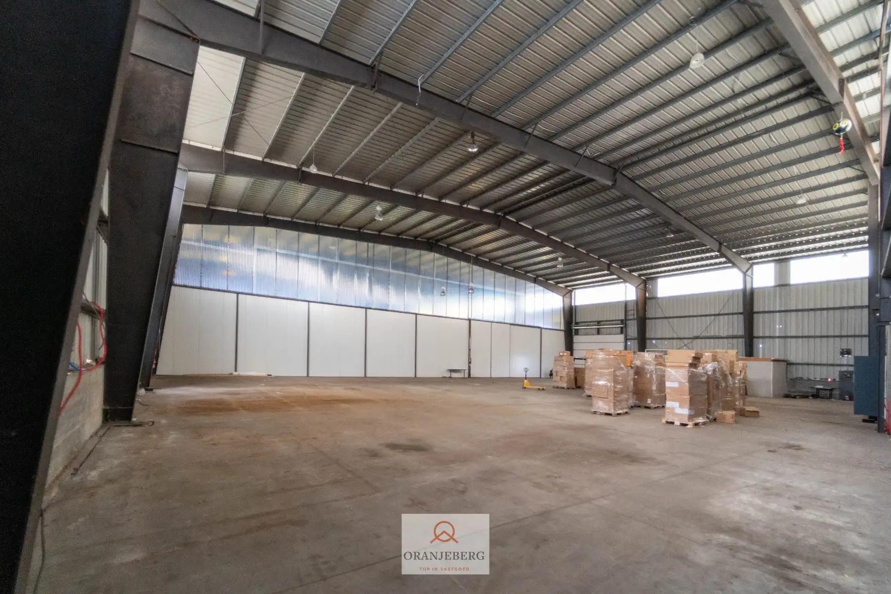 Magazijn te huur voor KORTE DUUR – 850 m² - op toplocatie Afrikalaan nabij Gent-Dampoort foto 7