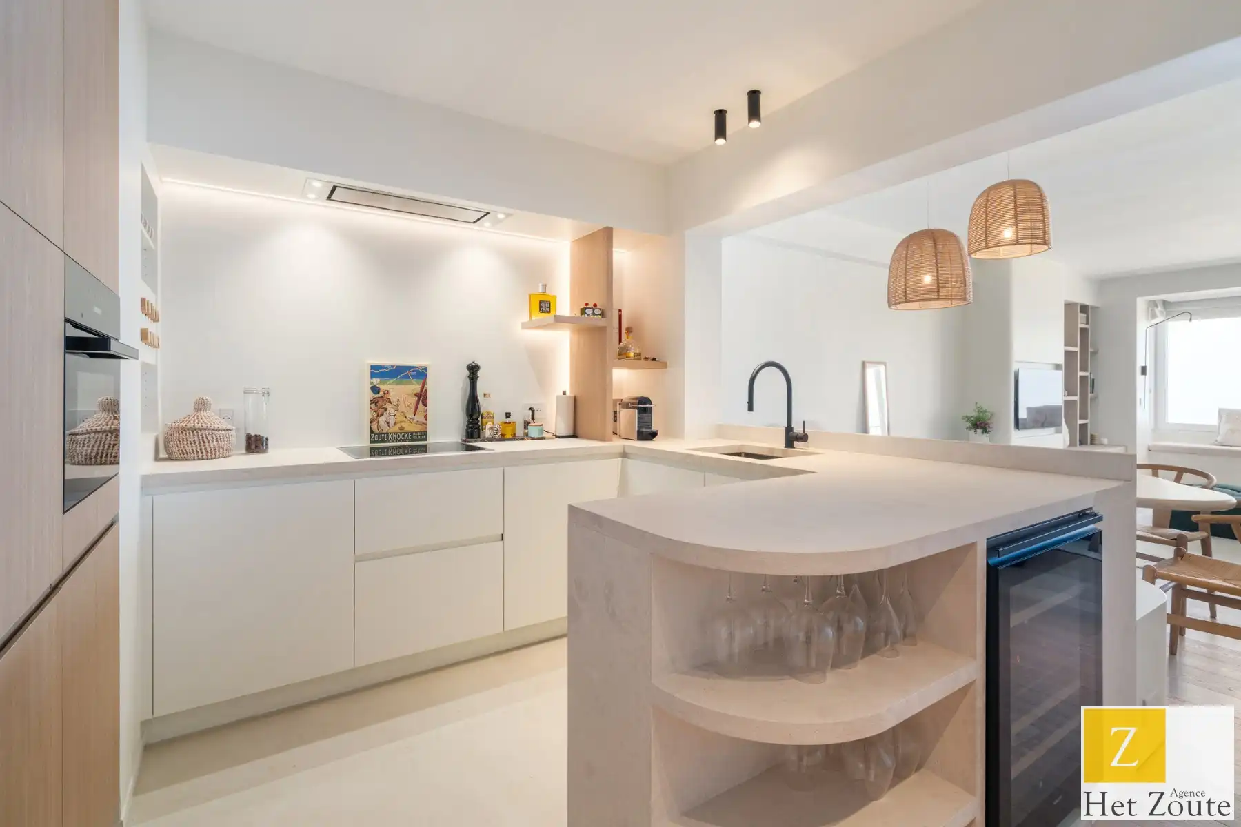 Elegantie, exclusieve luxe en frontaal zeezicht in Het Zoute foto 5