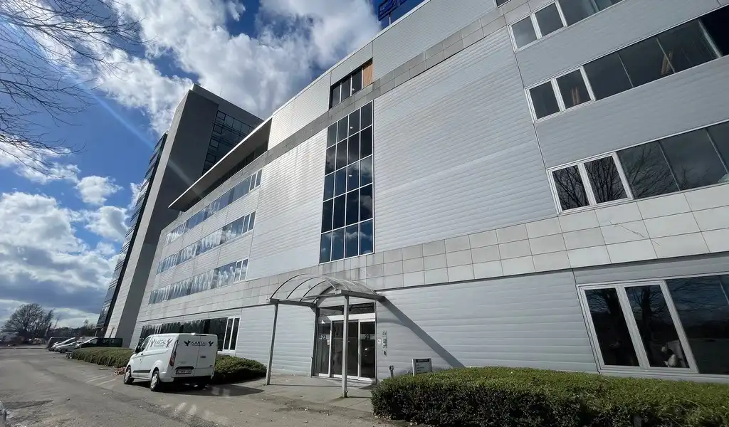 Instapklare kantoren te huur in Antwerp Ring Center foto 22