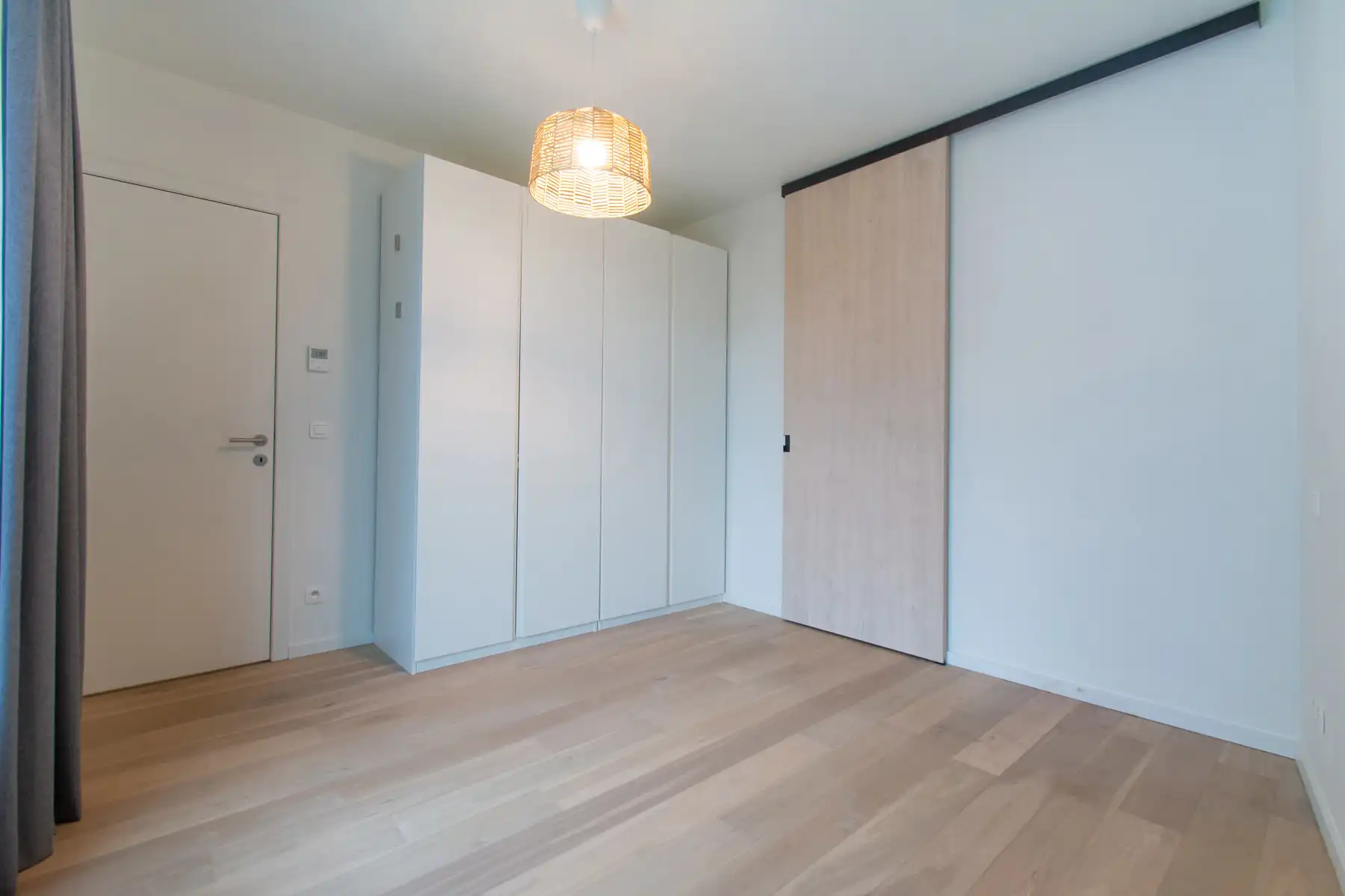 Lichtrijk 1 slpk app. met groot terras foto 12