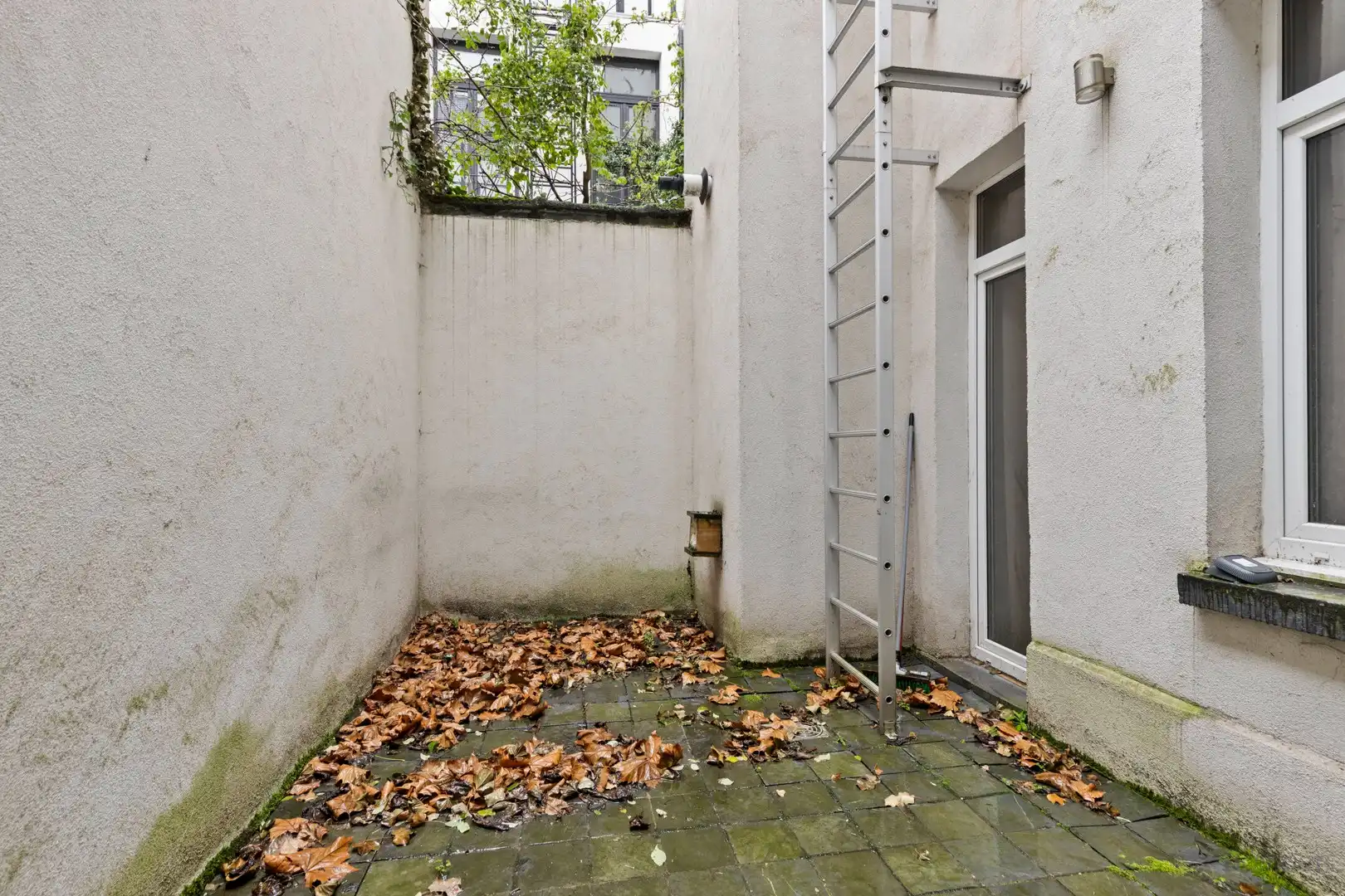 Gelijkvloers appartement te huur in centrum Antwerpen foto 13