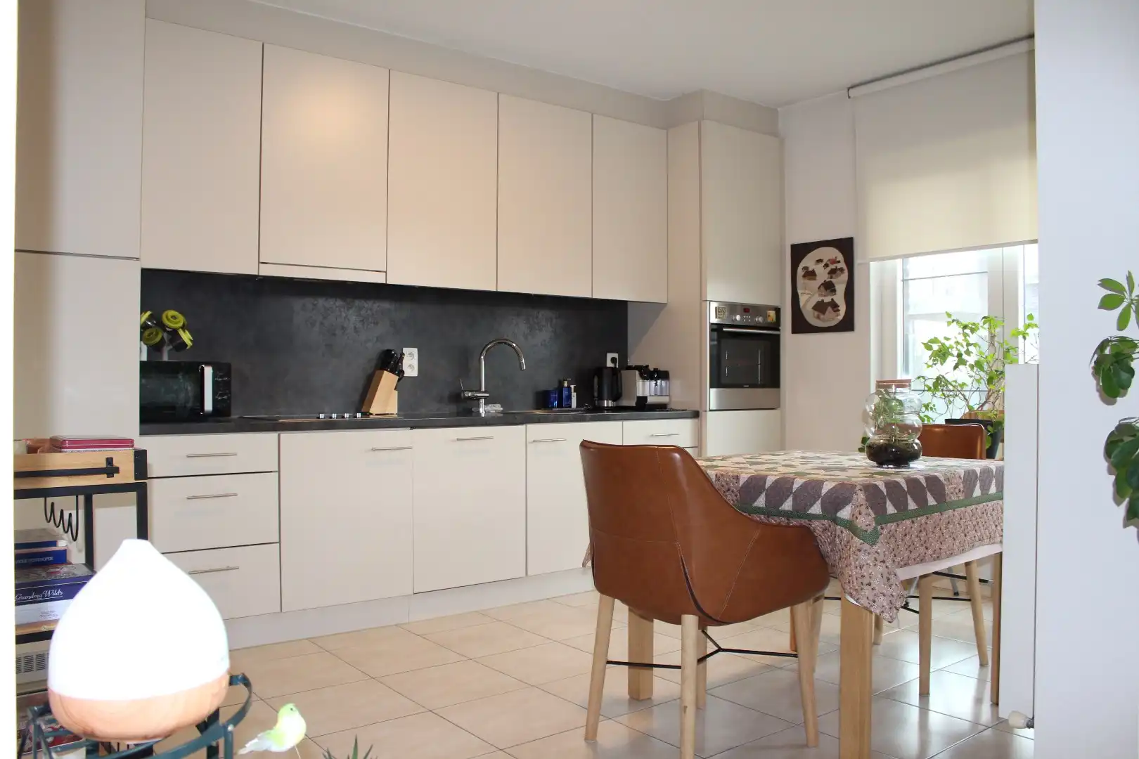 Appartement met terras, lift en garage in het centrum van Lommel. foto 8