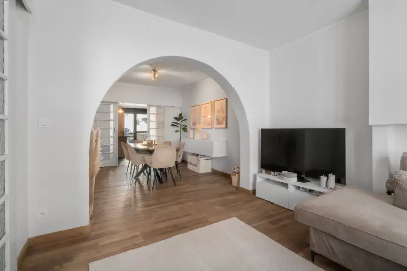 Instapklare woning met 3 slpkmrs op 282m² foto 5