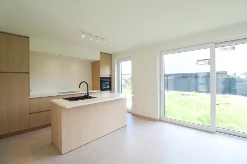 Energiezuinige nieuwbouwwoning te huur in rustige wijk te Sijsele foto 4