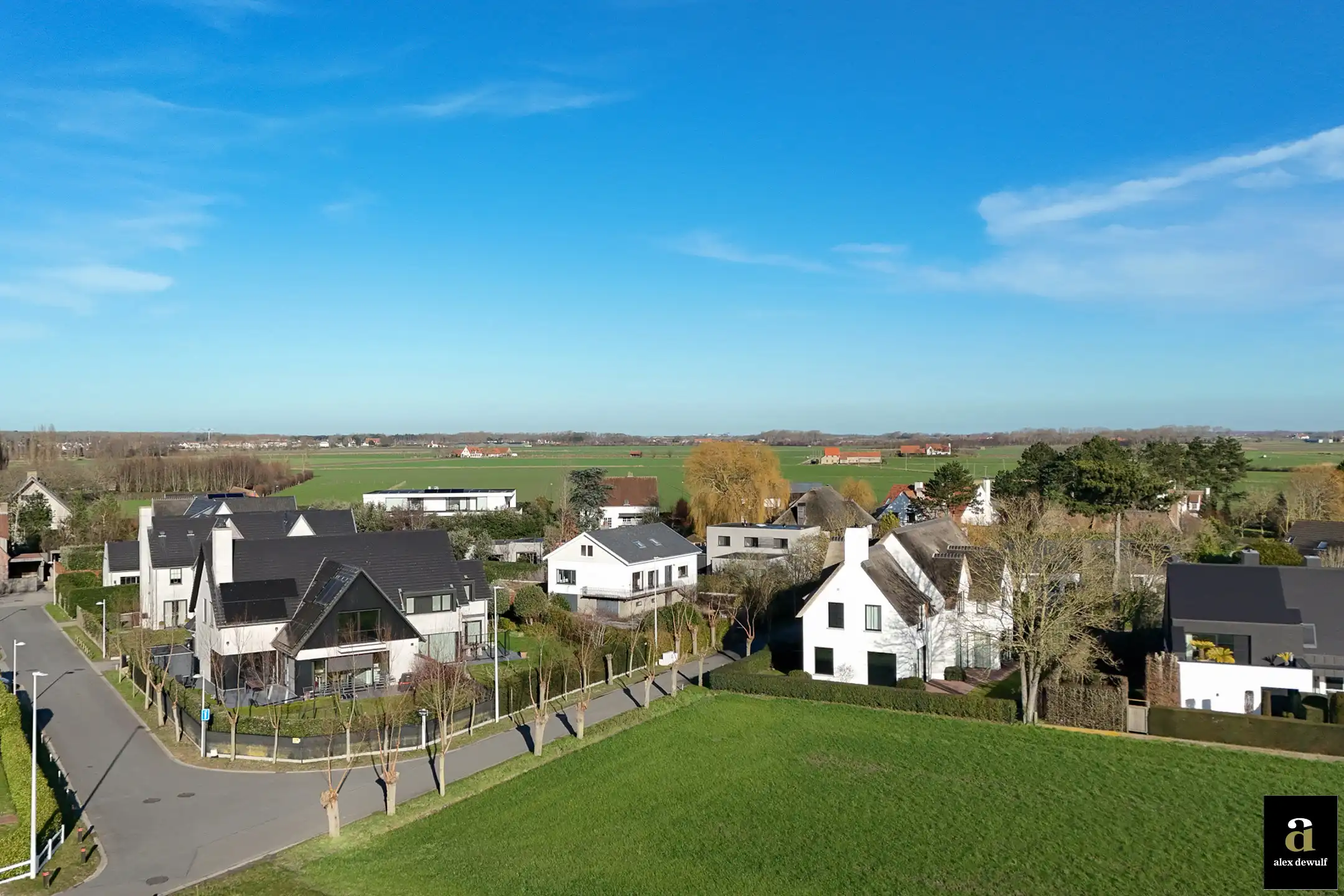 Villa op 1.097 m² in rustige residentiële wijk Knokke foto 4