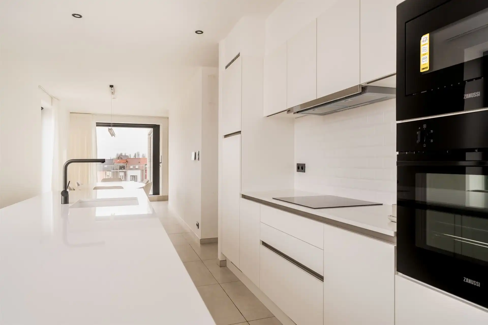 Volledig nieuwe penthouse met 3 slaapkamers foto 8