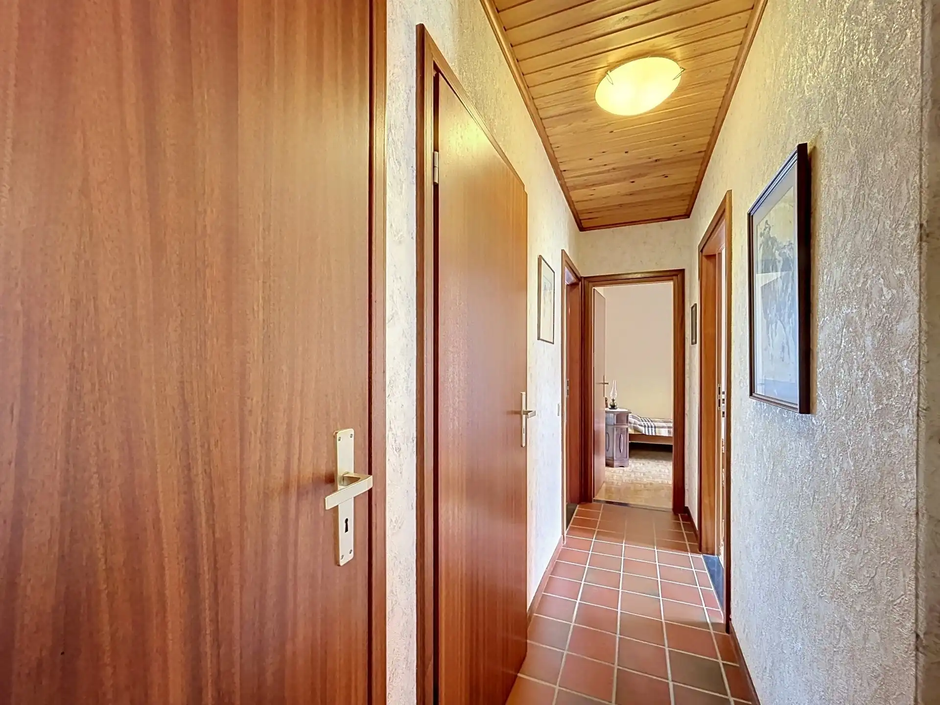 open bebouwing met 3 slaapkamers en garage op perceel van 1808m² foto 7