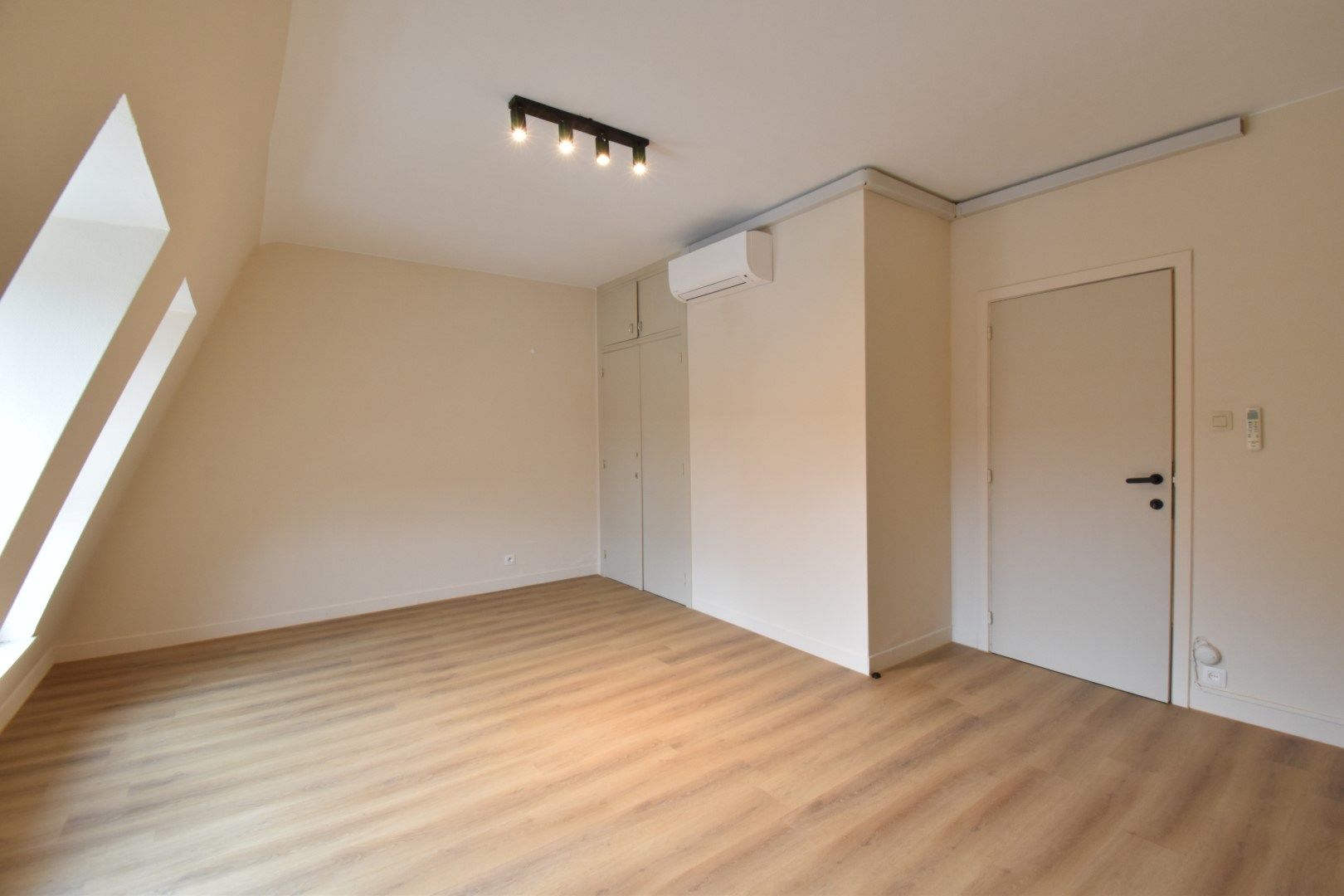 Vernieuwd en energiezuinig 1 slaapkamer appartement foto 8