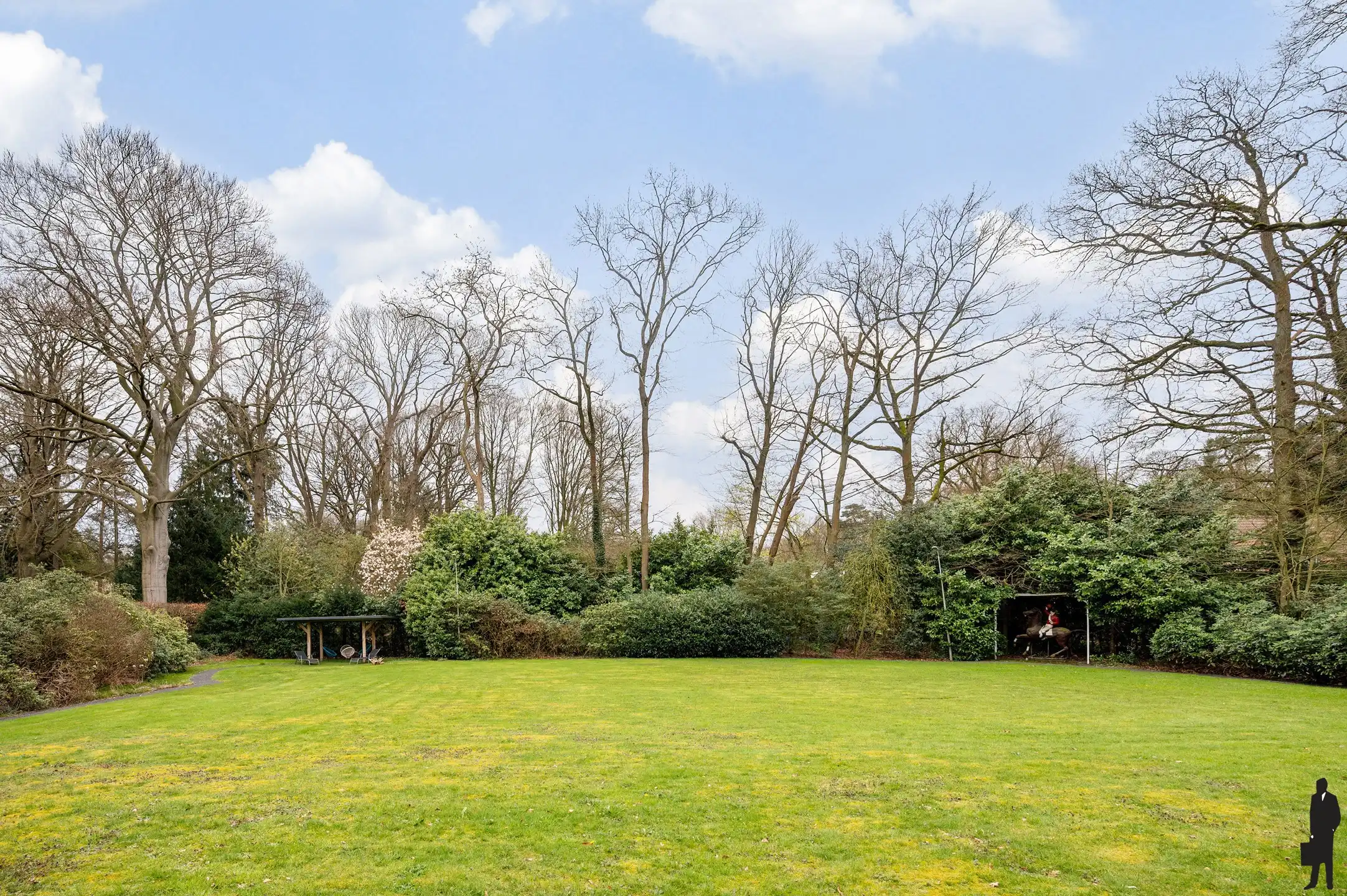 Villa op royaal perceel! foto 38