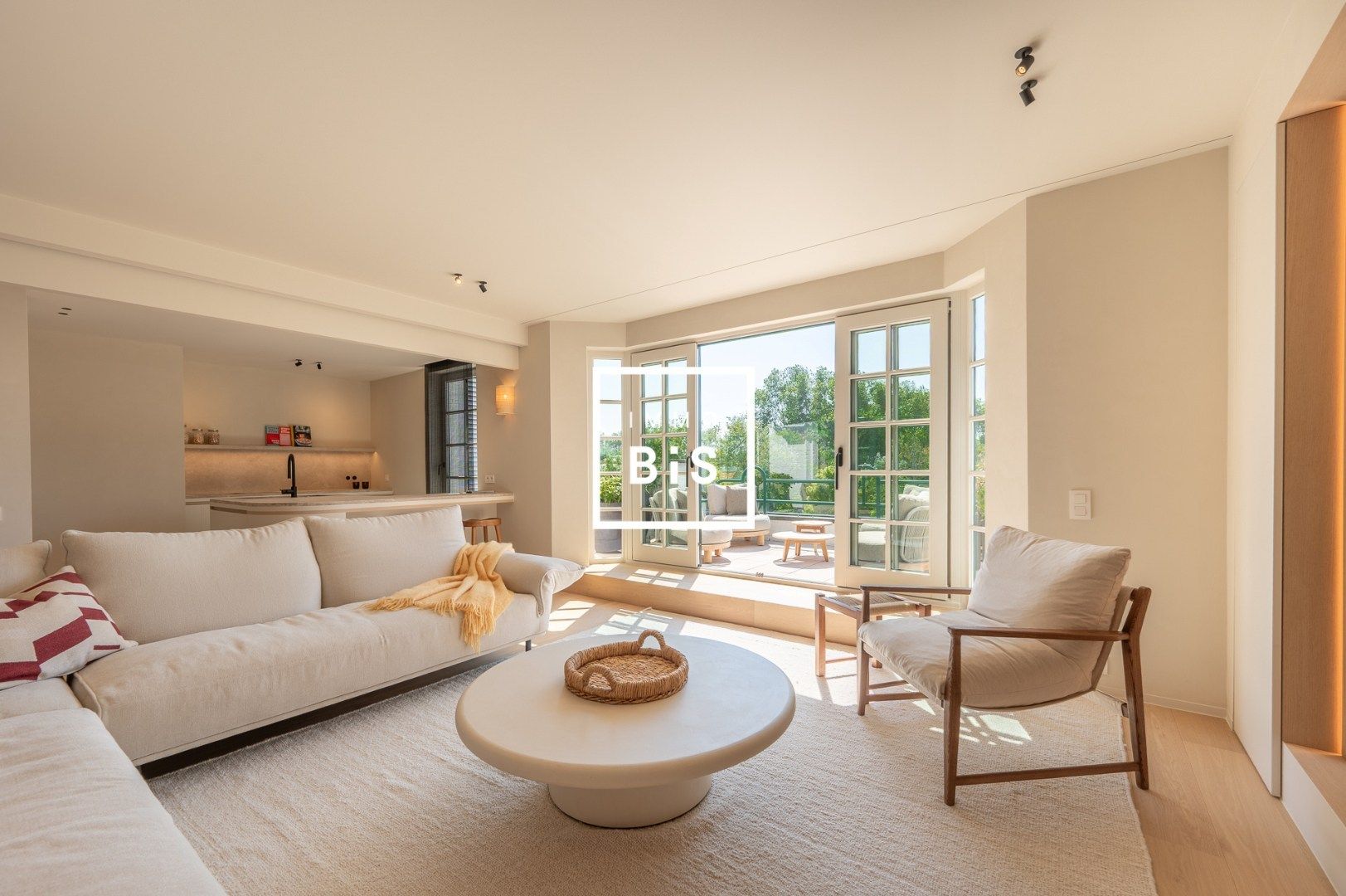 Prachtig gerenoveerd appartement in een park van 5ha in het Zoute foto 3