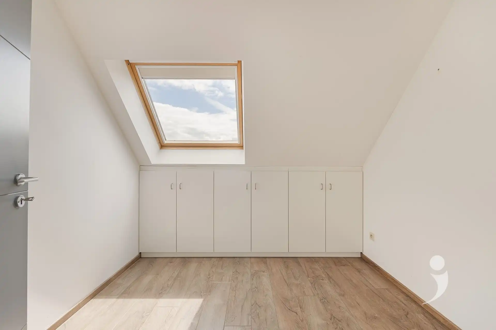 Ruim appartement op een toplocatie!  foto 17